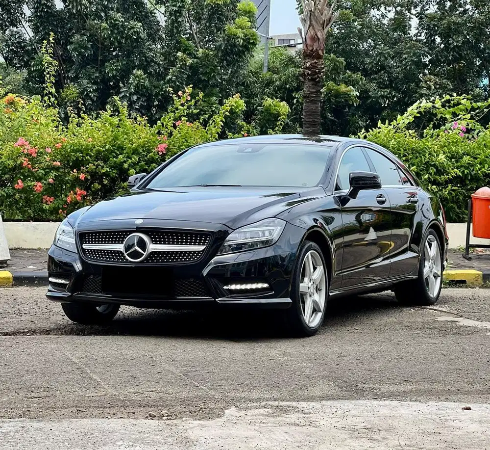 Mercedes Benz CLS350 AMG Low Km Antik Garansi 1 Tahun 2012/2015
