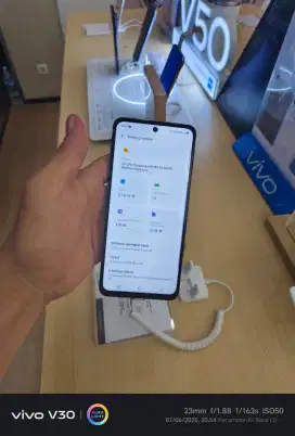 vivo v50 lite 5g ran 8+8/256gb