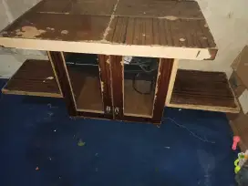 Lemari tv bekas