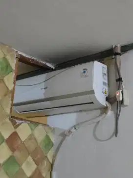 DIJUAL AC SHARP 1 PK