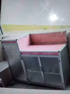Meja kompor 3 pintu keramik