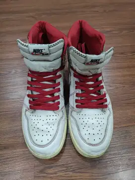 Air Jordan 1 Retro High Phantom
