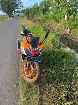 Motor Honda CBR 150 Repsol Edition