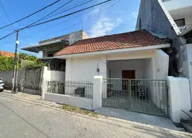 Rumah baru renovasi di pusat kota jln. Kinibalu dekat POM BROMO ARJUNO