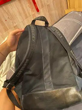 tas burberry nylon