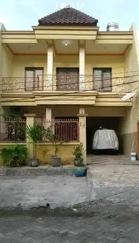 Rumah 2lt besar siap huni murah 1M an Sby