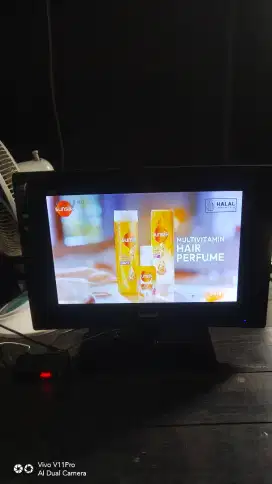 Tv led 20in sudah dengan setbox gambar tajam harga pas