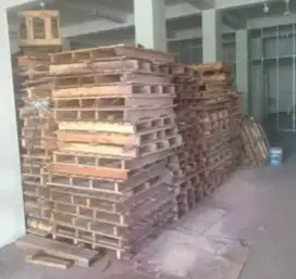 Palet kayu bekas 110 x 110