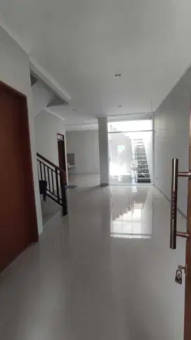 Dijual Rumah Minimalis Modern Mewah Di Area Exlusive Cherry Field