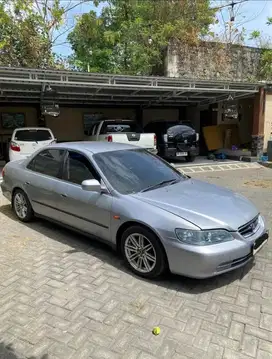 Honda Accord 2002 Bensin