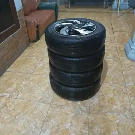 Jual sepaket velg+ban R15 oem honda RS 4x100 nominus ban tebel nik 23