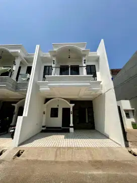 Dijual Rumah Siap Huni 2 Lantai 3 Kamar Tidur Di Tanah Baru Depok