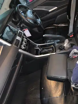 Toyota Kijang Innova 2023 Bensin
