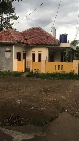 Rumah Masih Baru Siap Huni Akses Motor Dekat Jalan Raya Bogor