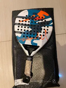 Raket Padel Bullpadel Ionic Light 2025