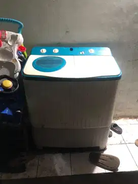 mesin cuci polytron