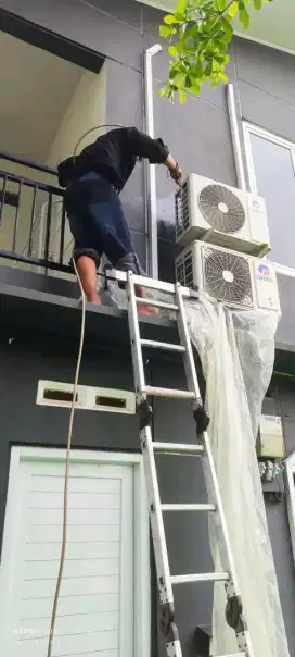 SERVICE AC BONGKAR PASANG AC
