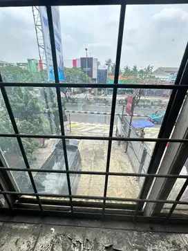 Di sewakan ruko di depok 4 Lantai