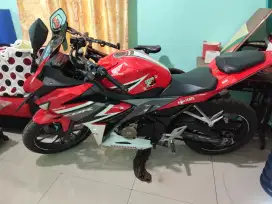 Motor  Honda CBR 150CC 2018