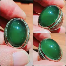 Green Serpentine HQ