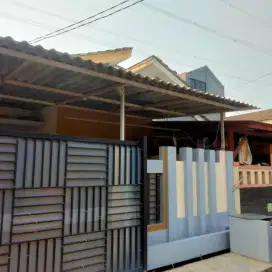 Disewakan Rumah Darmawangsa Residence Cluster Kedaton