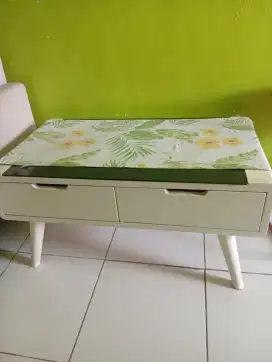Dijual meja tamu masih bagus