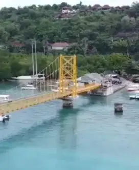 DIJUAL TANAH KOMERSIL  PINGGIR PANTAI NUSA CENINGAN LEMBONGAN BALI