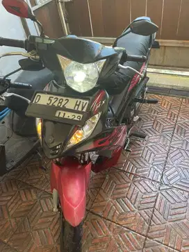 Jupiter MX 135 Old Merah Hitam 2010