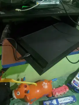 PS4 fat 1.2 TB included game & 2 stik