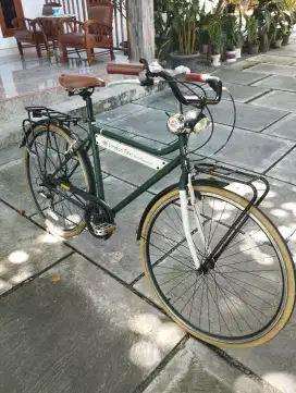 Sepeda Onthel Bekas merk London Taxi 700c bukan polygon