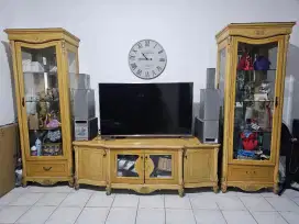 Jual cepat  meja tv set beserta lemari kaca DAVINCI