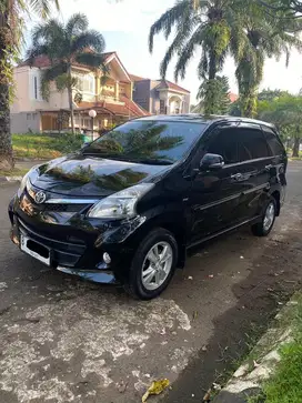 Cash Avanza Veloz 1.5 KM Low