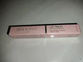 Lip booster glafidsya