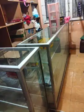 Jual cepat intalase almari buat jualan kokoh dan kuat
