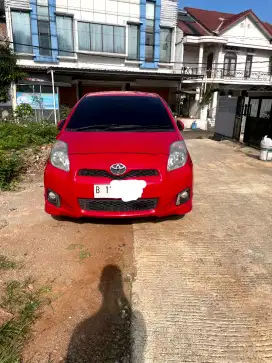 Yaris 1.5 S Limited AT Merah 2012