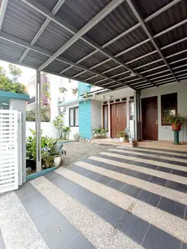 RUMAH 2 LANTAI DI KENCANA LOKA BSD TANGSEL