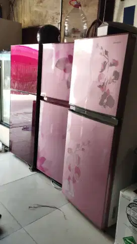 Tampung kulkas bekas mati hidup