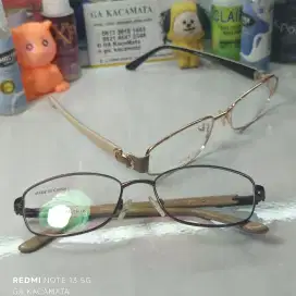 Frame Kacamata Kotak Kecil untuk Pengguna Minus dan Plus