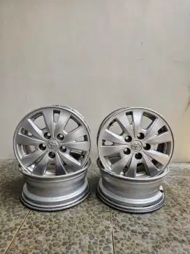 Dijual VELG OEM Toyota Innova 2012