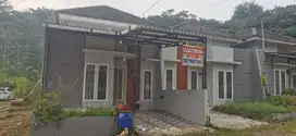 Dijual/disewa rumah aquila valley (BU)