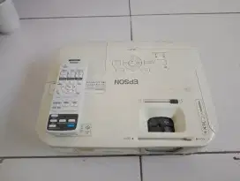 Proyektor epson