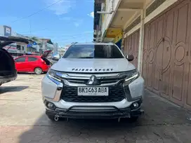 2 unit putih& hitam, mitsubishi pajero sport dakar 2019