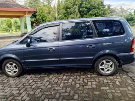 Hyundai trajet MT 2002 Banjarnegara