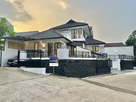 ESTETIK!! DIJUAL RUMAH MEWAH DAN LUAS DI PANCORAN MAS, DEPOK