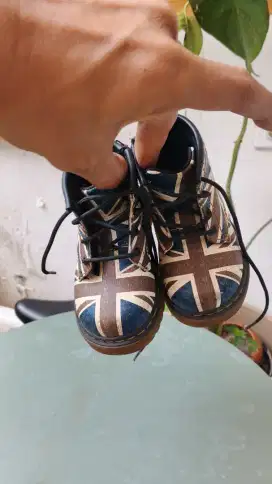 Dr Martin toddler British Flag size 5