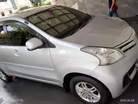 Xenia R tahun 2012