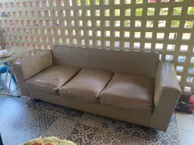 Sofa bekas murah layak pakai