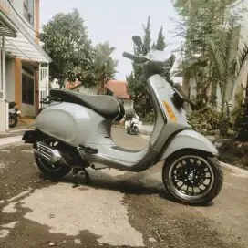 VESPA SPRINT 2023 AKHIR SURAT 2024 CBU