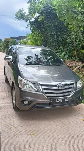 Toyota kijang Innova G Manual Bensin 2.0 Thn 2013