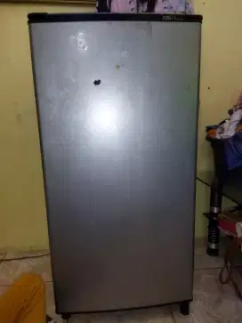 Kulkas Sanyo aqua